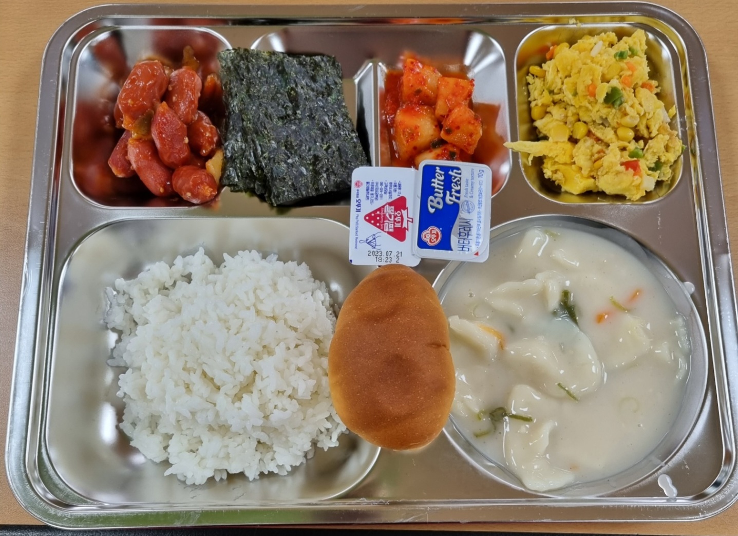 ���Ļ���