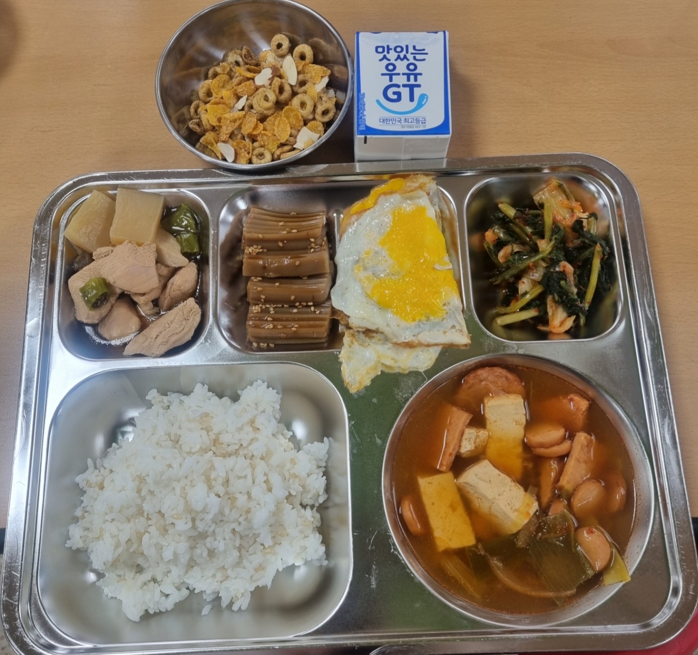 ���Ļ���