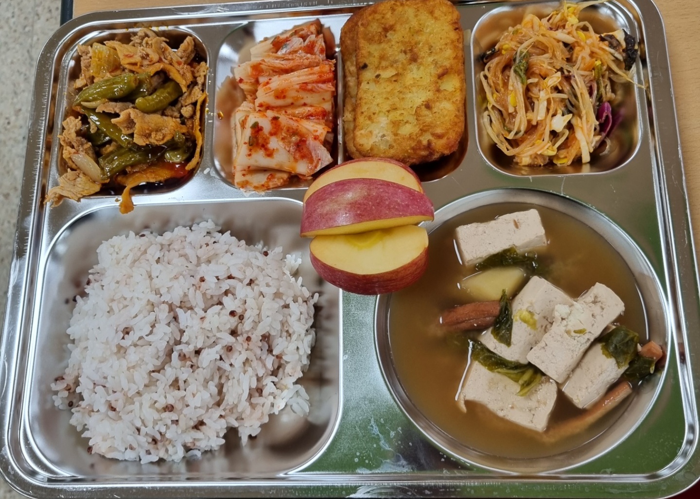 ���Ļ���